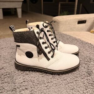 Rieker White and Gres with Black Winter Boots 7 (38)